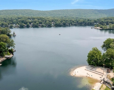 358 Lakeview - Photo Thumbnail 37