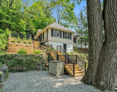 358 Lakeview - Photo Thumbnail 38