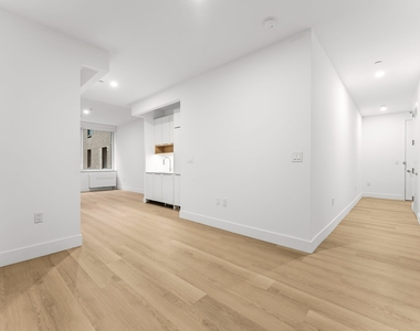 55 Broad Street - Photo Thumbnail 2