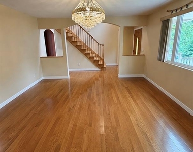 598 Cleveland - Photo Thumbnail 6
