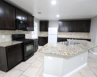 17703 Rose Summit Lane - Photo Thumbnail 4