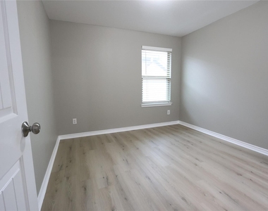 17703 Rose Summit Lane - Photo Thumbnail 15