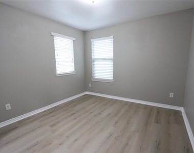 17703 Rose Summit Lane - Photo Thumbnail 14
