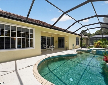 2317 Island Cove Circle N - Photo Thumbnail 35