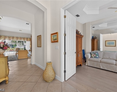 2317 Island Cove Circle N - Photo Thumbnail 4