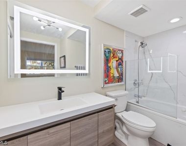 1021 3rd Street S - Photo Thumbnail 8