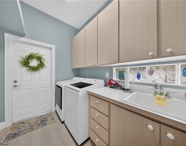 3204 Benicia Court - Photo Thumbnail 11