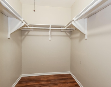 10122 Woodhollow Drive - Photo Thumbnail 13