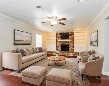 10122 Woodhollow Drive - Photo Thumbnail 3