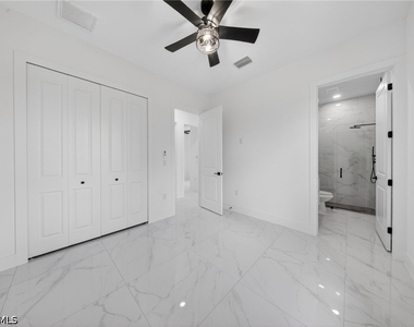 1213 Dodwin Street E - Photo Thumbnail 15