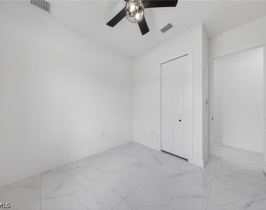 1213 Dodwin Street E - Photo Thumbnail 13