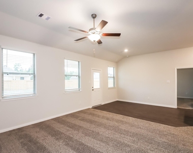 26020 Babe Ruth Drive - Photo Thumbnail 3