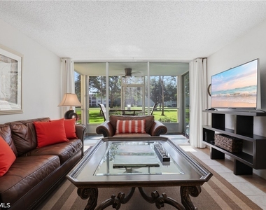 1086 Forest Lakes Drive - Photo Thumbnail 8