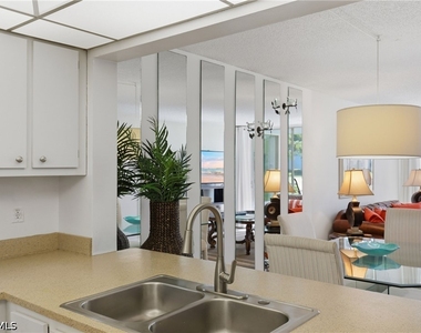 1086 Forest Lakes Drive - Photo Thumbnail 18
