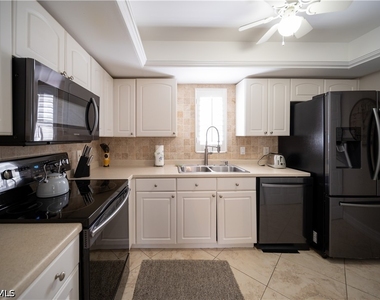 208 Bob O Link Way - Photo Thumbnail 2
