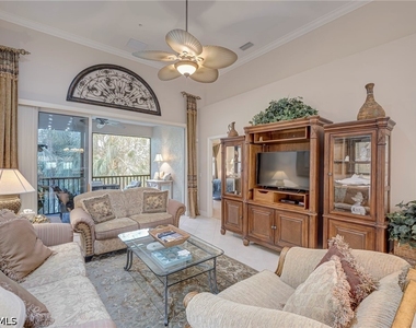 12040 Matera Lane - Photo Thumbnail 4