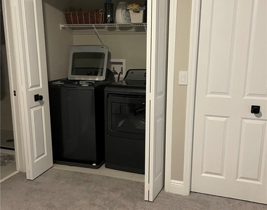 7553 Carnegie Way - Photo Thumbnail 7