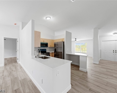 2022 Nw 9th Terrace - Photo Thumbnail 5