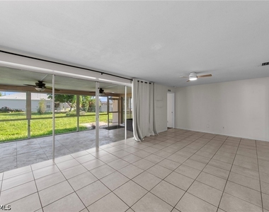 1211 Se 34th Street - Photo Thumbnail 8