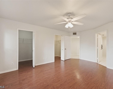 9570 Crescent Garden Drive - Photo Thumbnail 14