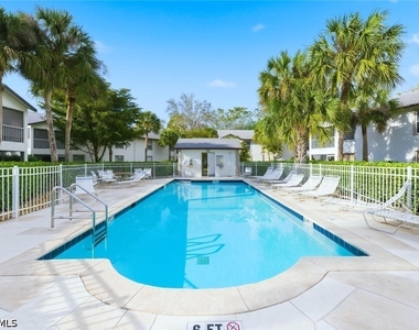 9570 Crescent Garden Drive - Photo Thumbnail 25