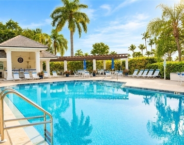 8274 Twelve Oaks Circle - Photo Thumbnail 7