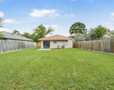 18147 Dinner Creek Drive - Photo Thumbnail 33