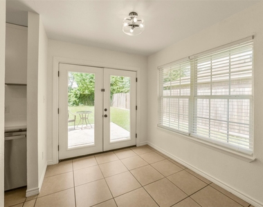 18147 Dinner Creek Drive - Photo Thumbnail 22