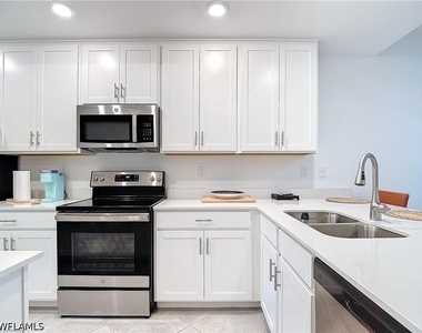 5453 Double Eagle Circle - Photo Thumbnail 5
