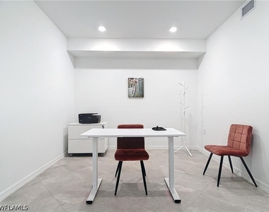 5453 Double Eagle Circle - Photo Thumbnail 13