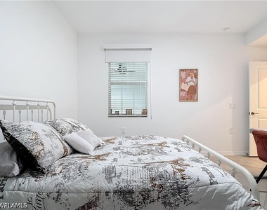5453 Double Eagle Circle - Photo Thumbnail 19