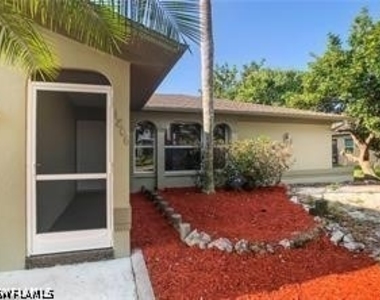 1806 Sw 28th Terrace - Photo Thumbnail 8