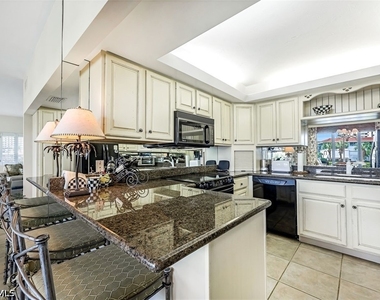 2216 Gulf Shore Boulevard N - Photo Thumbnail 6