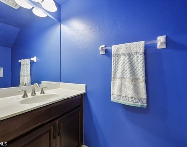 23550 Alamanda Drive - Photo Thumbnail 11