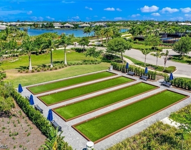 6875 Saona Court - Photo Thumbnail 18
