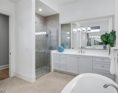 16448 Talis Park Drive - Photo Thumbnail 21