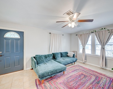 4311 Ione Street - Photo Thumbnail 8