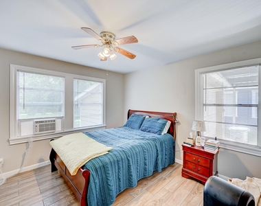 4311 Ione Street - Photo Thumbnail 14