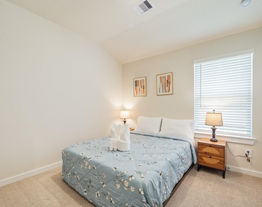 312 Willow Sage Ct - Photo Thumbnail 34