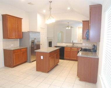 2834 Lockeridge Pines Drive - Photo Thumbnail 3