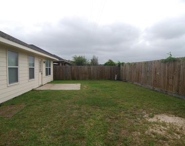 2834 Lockeridge Pines Drive - Photo Thumbnail 18