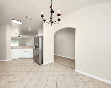 5114 Santrey Drive - Photo Thumbnail 6