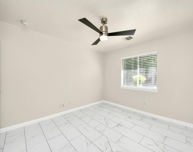 5114 Santrey Drive - Photo Thumbnail 24