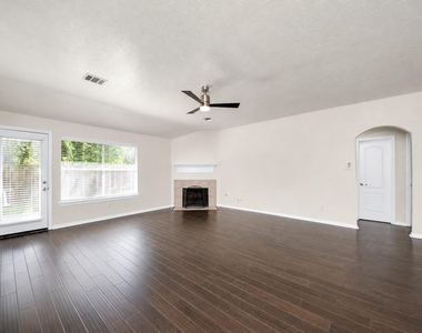 5114 Santrey Drive - Photo Thumbnail 10