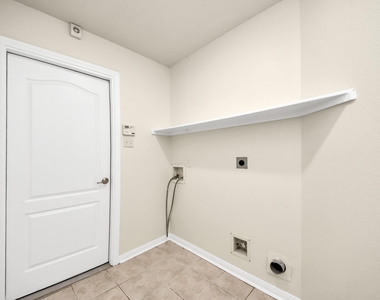 5114 Santrey Drive - Photo Thumbnail 26