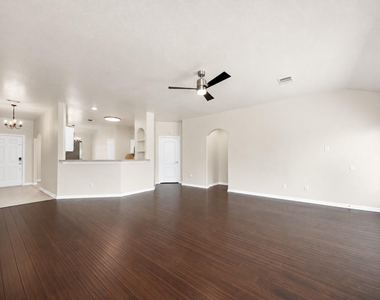 5114 Santrey Drive - Photo Thumbnail 12