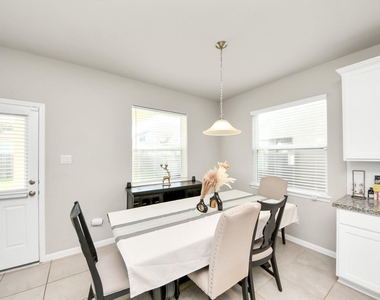 6302 Prince Place Drive - Photo Thumbnail 15