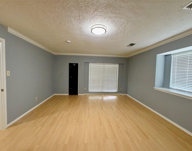 12603 Drumwood Lane - Photo Thumbnail 12