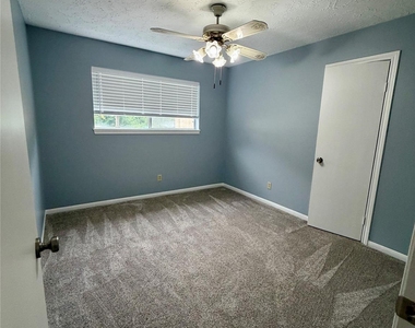 12603 Drumwood Lane - Photo Thumbnail 18