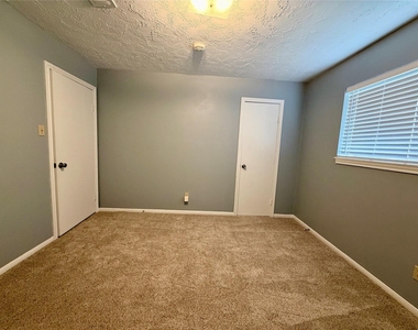 12603 Drumwood Lane - Photo Thumbnail 23